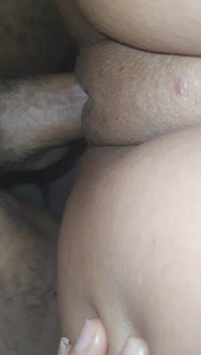 مشمشتي نور عيني بتباهي بيكي وبحمد **** انك مراتي.jpeg