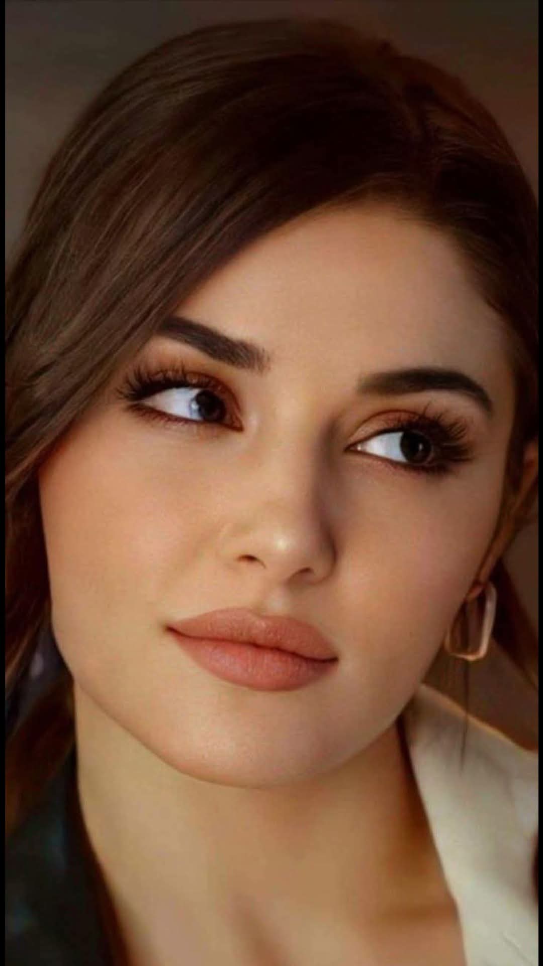 GzTG8GgW4AAEnty.jpg