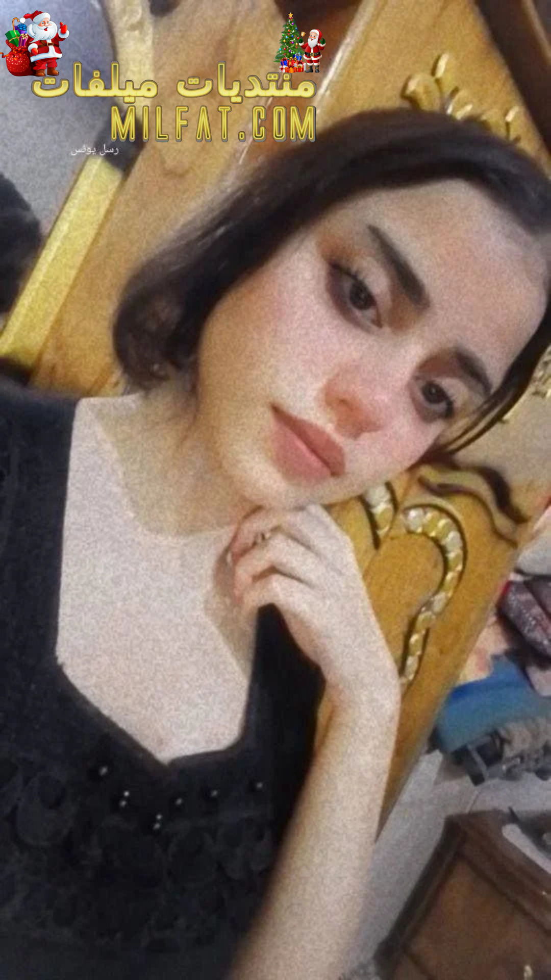 جديد ملفاية مصرية شكلها خبرة الهيجان مموتها تنيك كسها بالخيارة وتوحوح باسم حبيبها و تنادى بهيج...png